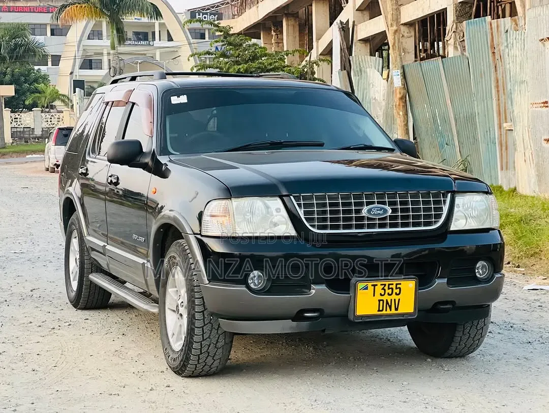 Ford Explorer 2005 Black