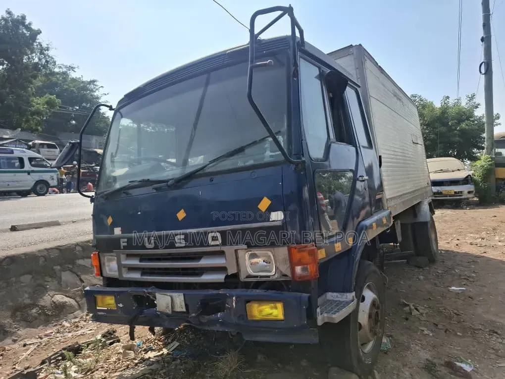 Mitsubishi Fuso Single 2004 Black