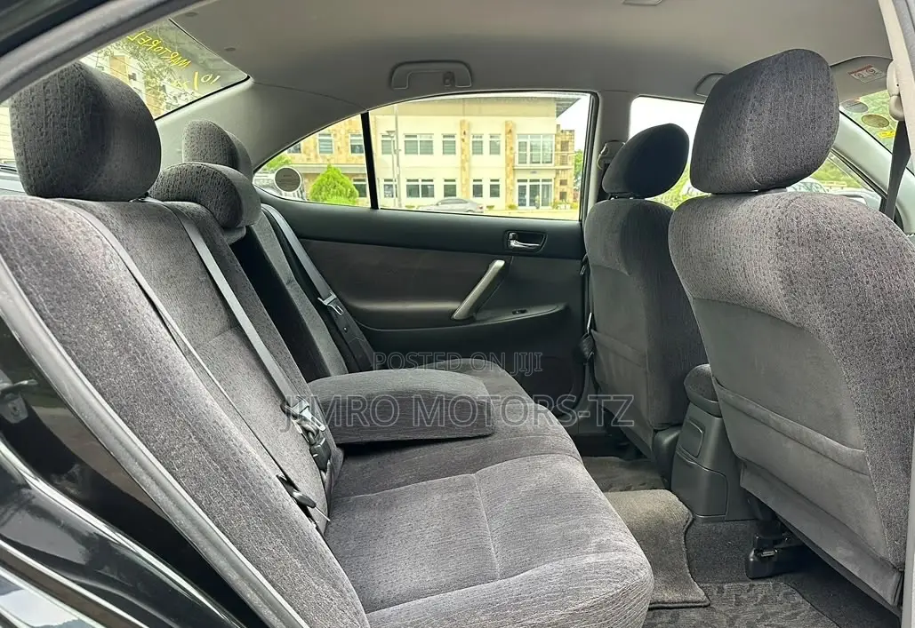 Toyota Premio 2004 Black