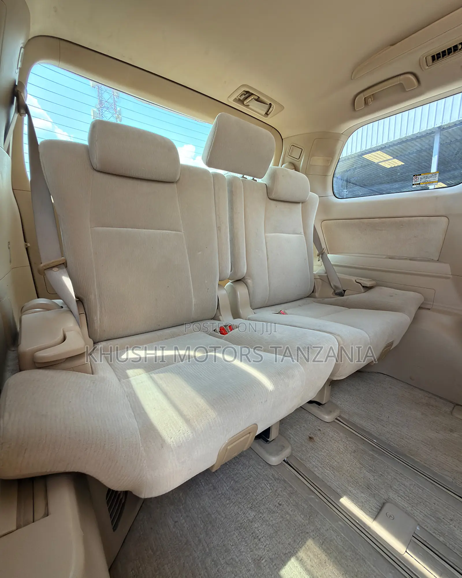 Toyota Alphard 2009 Silver
