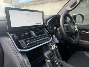 Toyota Land Cruiser 2025 Black