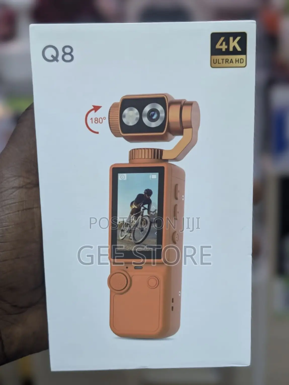 Q8 Ultra HD Pocket Vlogging Camera