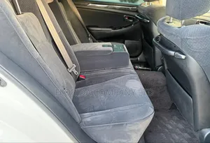 Toyota Crown 2007 White
