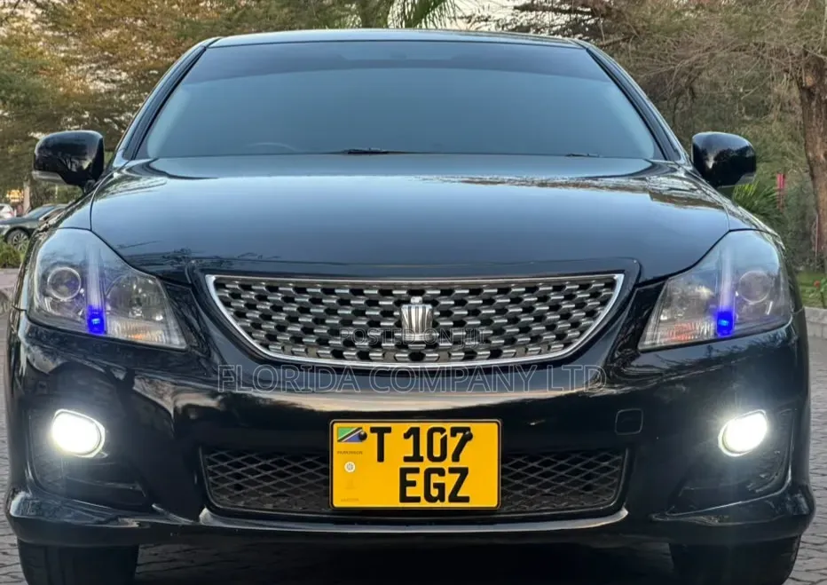 Toyota Crown 2008 Black