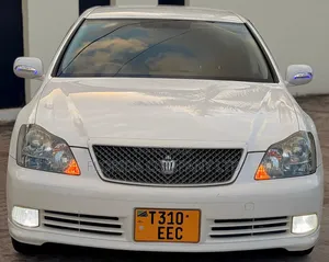 Toyota Crown 2004 White
