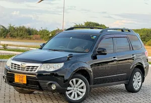 Subaru Forester 2011 Black
