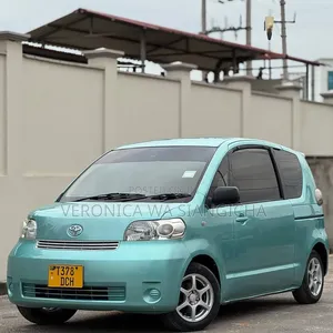 Toyota Porte 2007