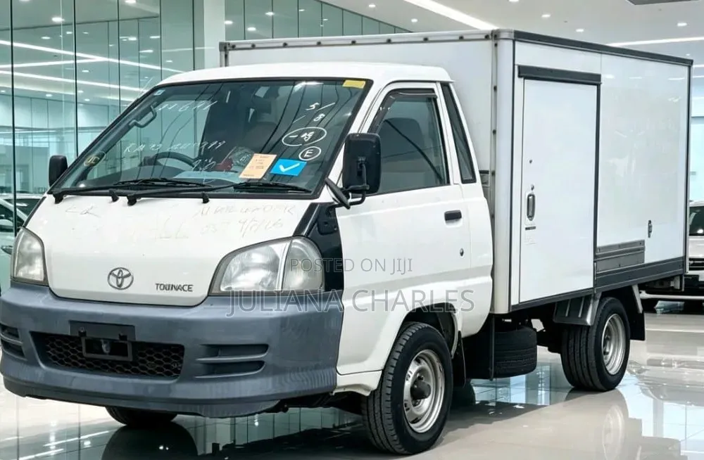 Toyota TownAce 2006 White