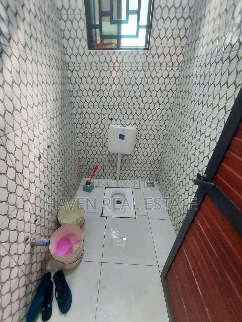3bdrm House in Kinyerezi for sale