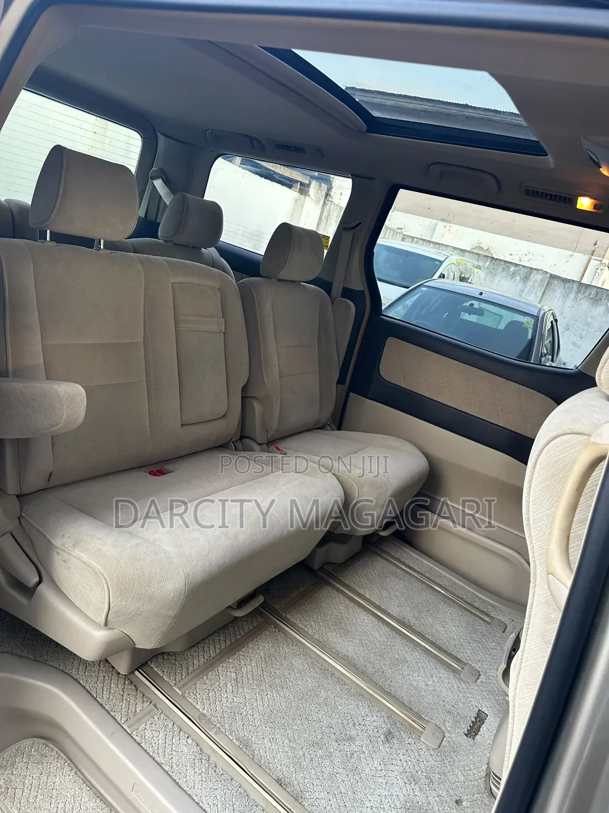 Toyota Alphard 2007