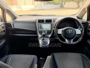 Toyota Ractis 2010 Brown