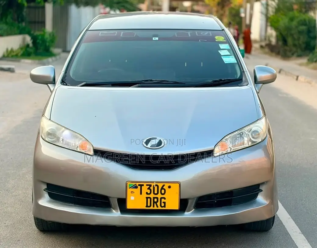 Toyota Wish 2011 Silver