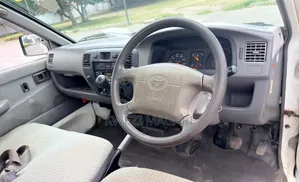 Toyota TownAce 2003 White