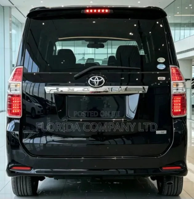Toyota Noah 2007 Black