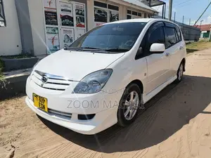 Toyota Corolla Spacio 2005 White