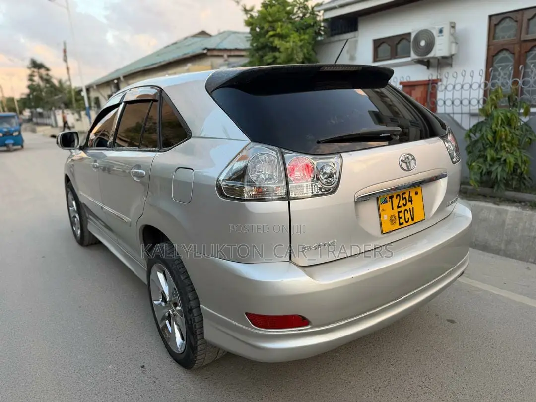 Toyota Harrier 2006 Silver