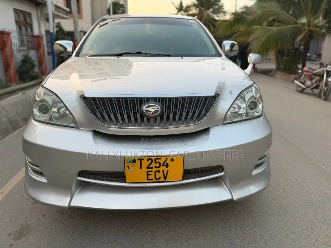 Toyota Harrier 2006 Silver