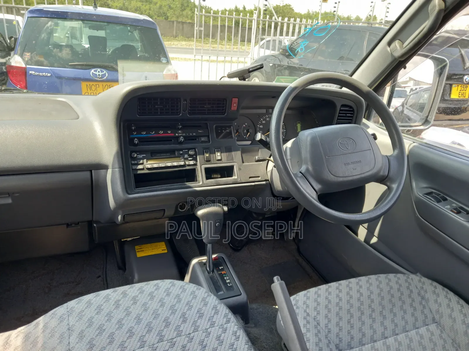 Toyota HiAce 2003 White