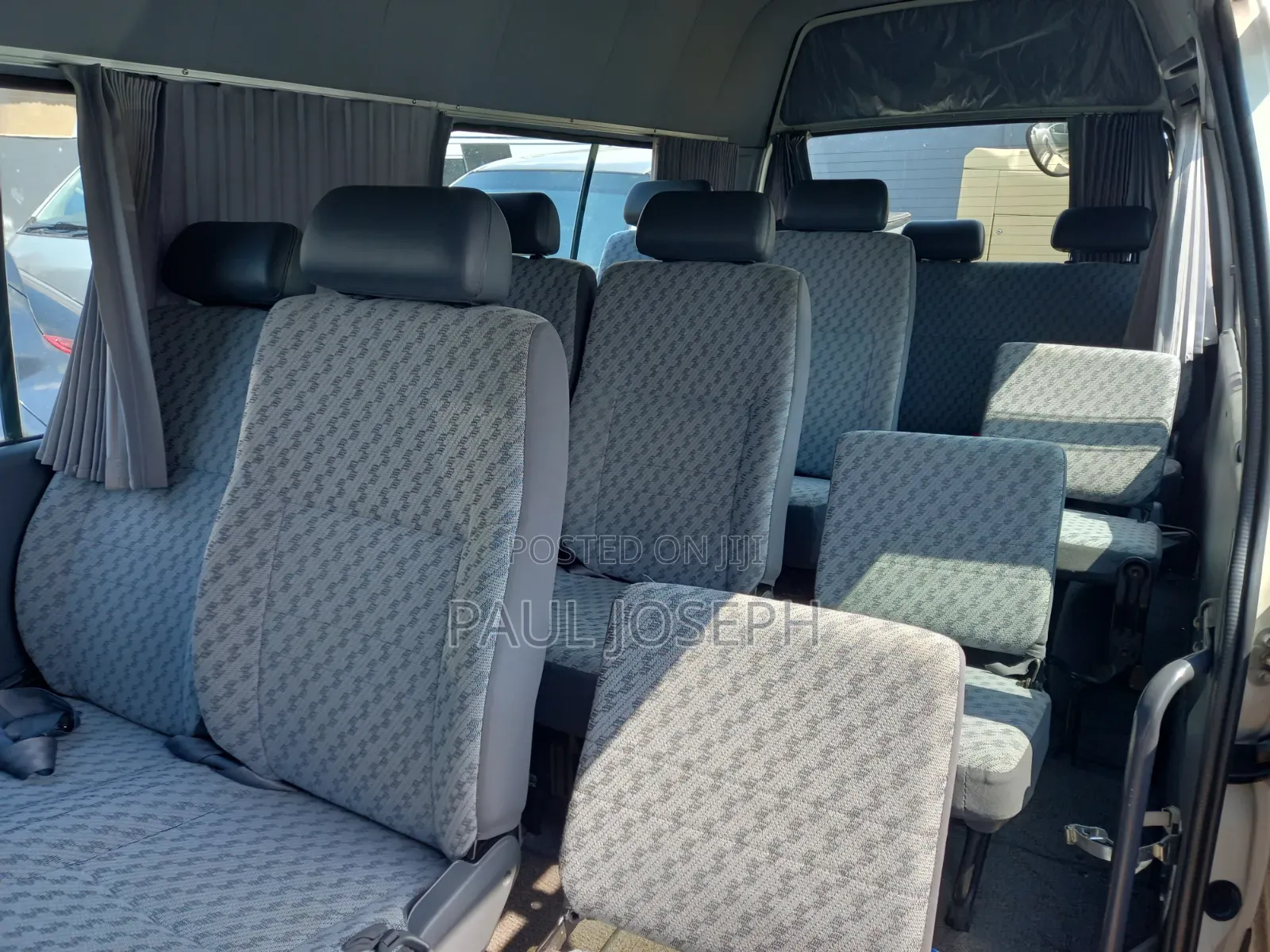 Toyota HiAce 2003 White