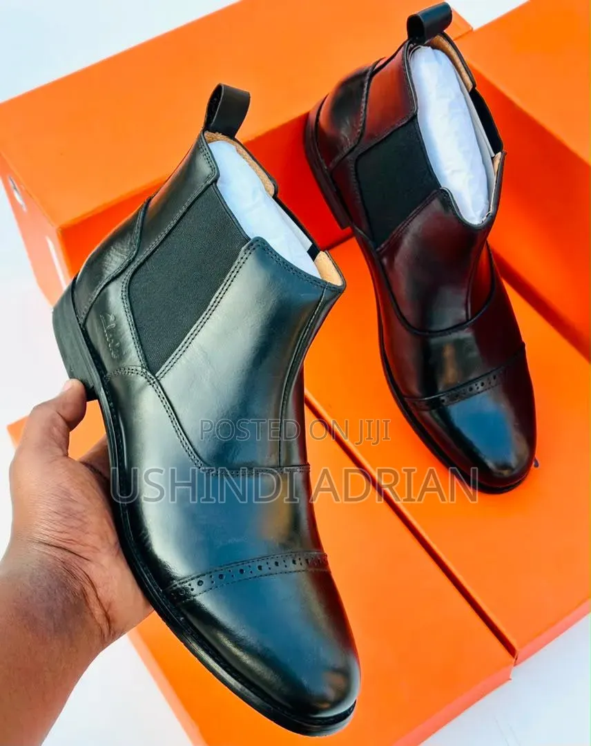CLARKS BOOTS–ORIGINAL QUALITYBrand: Clarks Boot