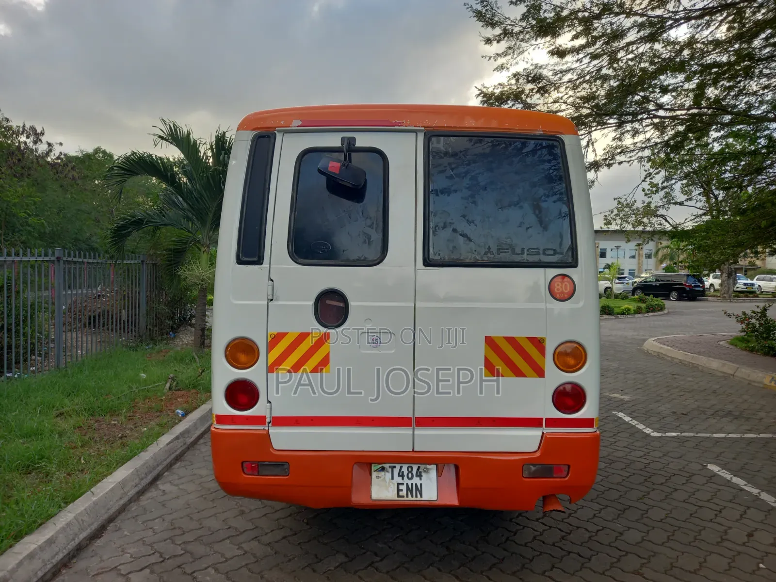 Mitsubishi Fuso Rosa 2008 White