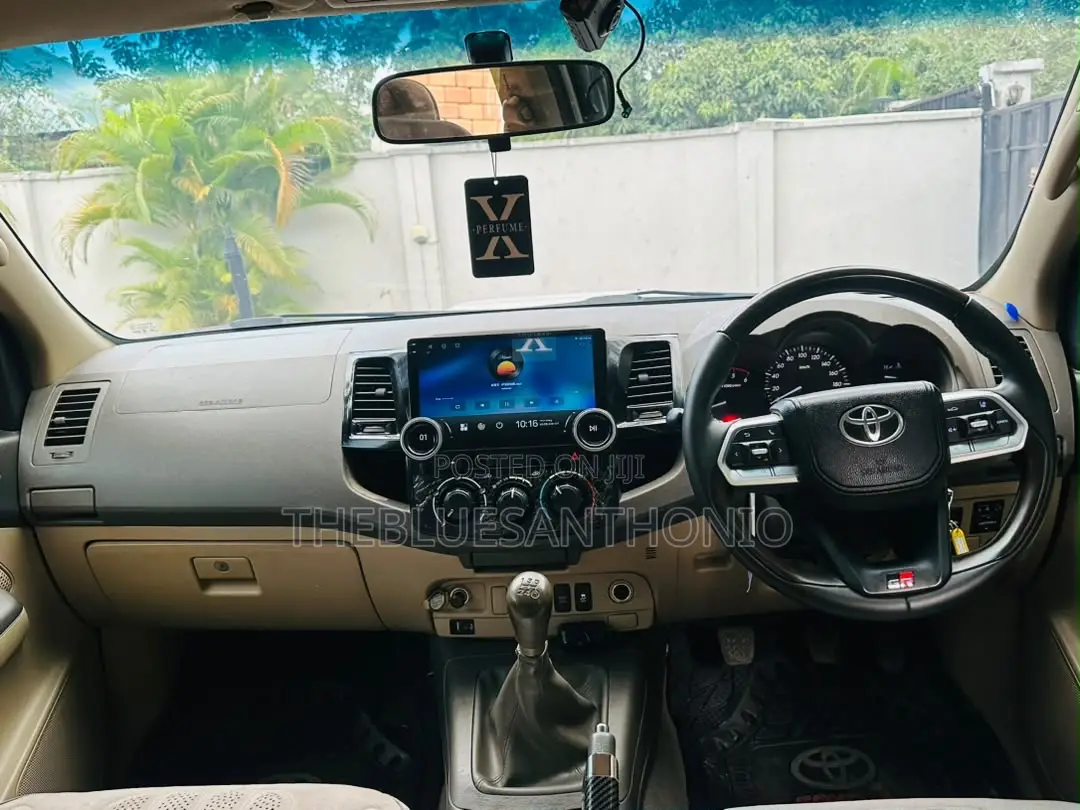 Toyota Fortuner 2015 White