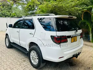 Toyota Fortuner 2015 White