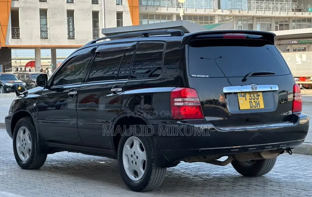 Toyota Kluger 2005 Black