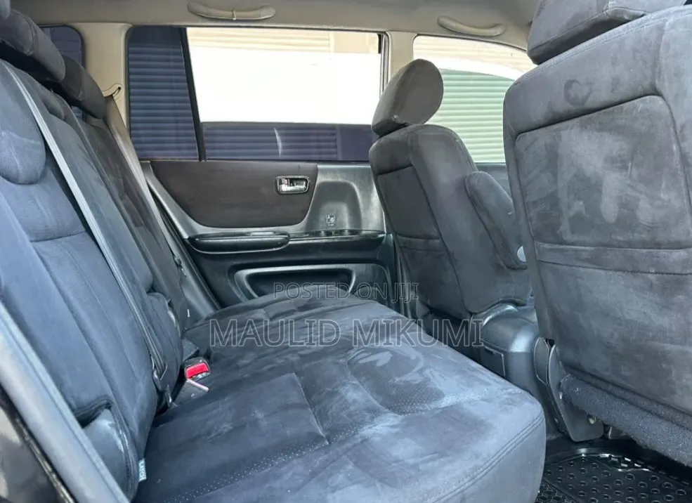 Toyota Kluger 2005 Black