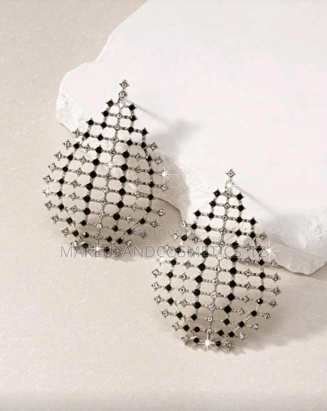 Earrings, Herreni