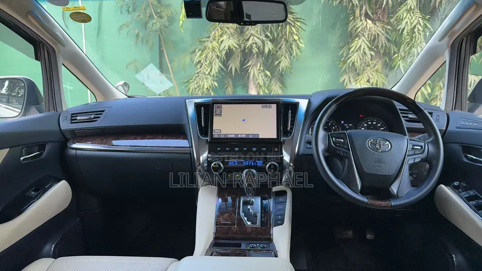Toyota Alphard 2.5 Petrol FWD 2019 White