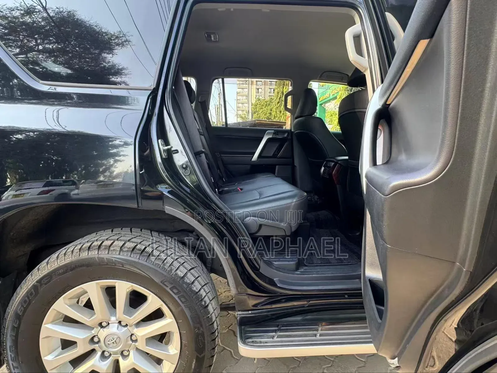 Toyota Land Cruiser Prado 2016 Black