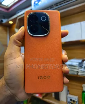 iQOO Z9 256 GB Orange