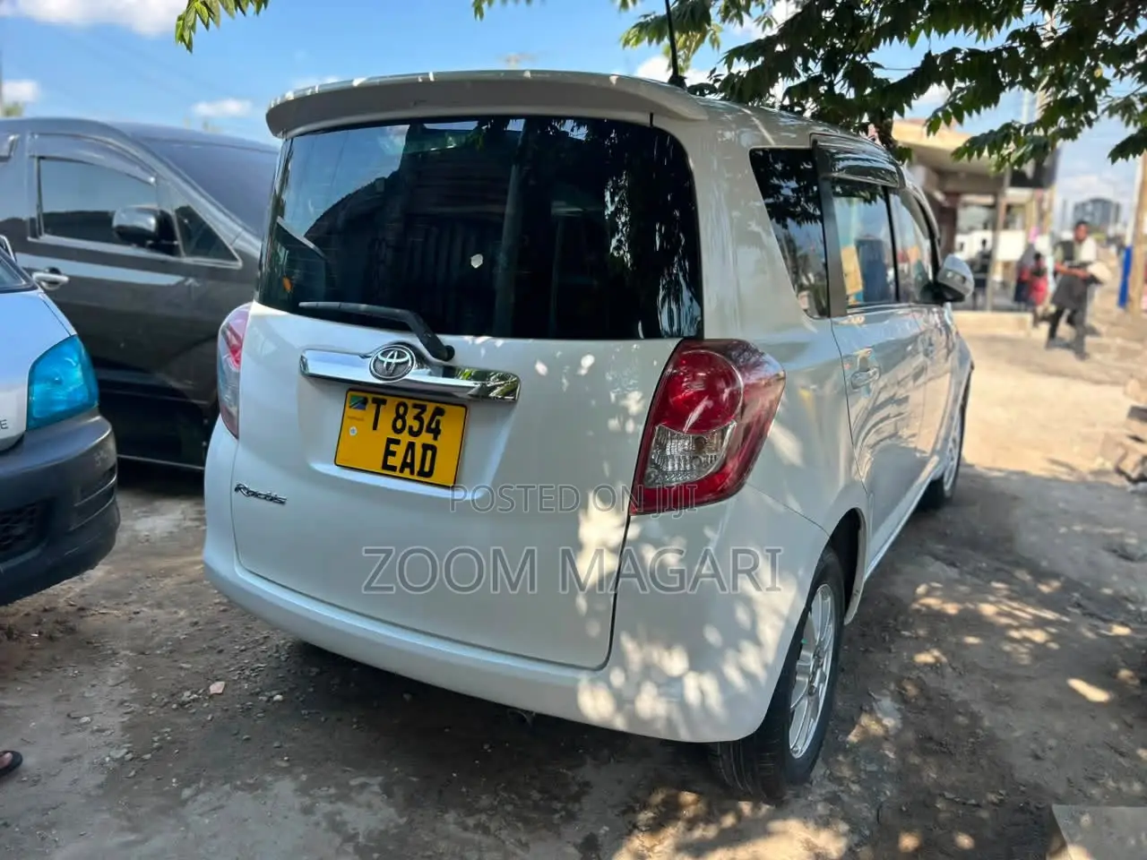 Toyota Ractis 2005 Pearl