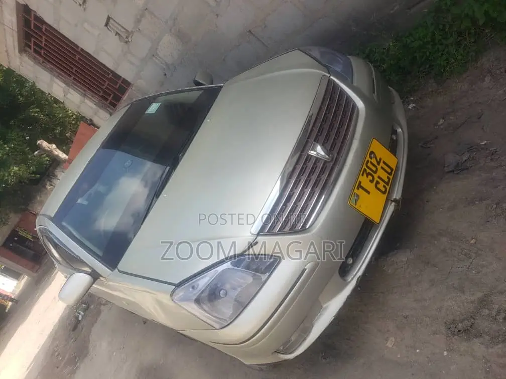 Toyota Premio 2004 Silver
