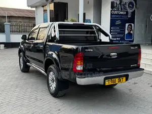 Toyota Hilux 2007 Black