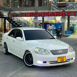 Toyota Mark II 2004 White