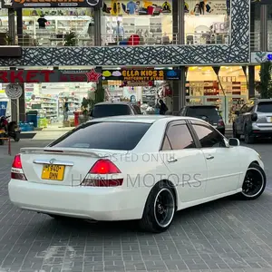 Toyota Mark II 2004 White