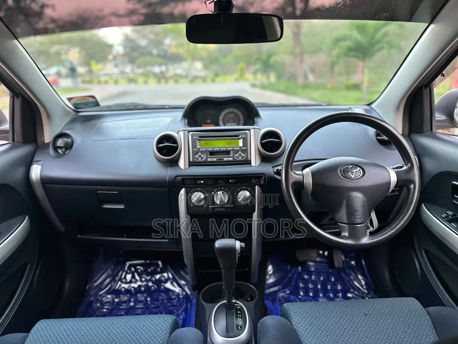 Toyota IST 2006 Gold