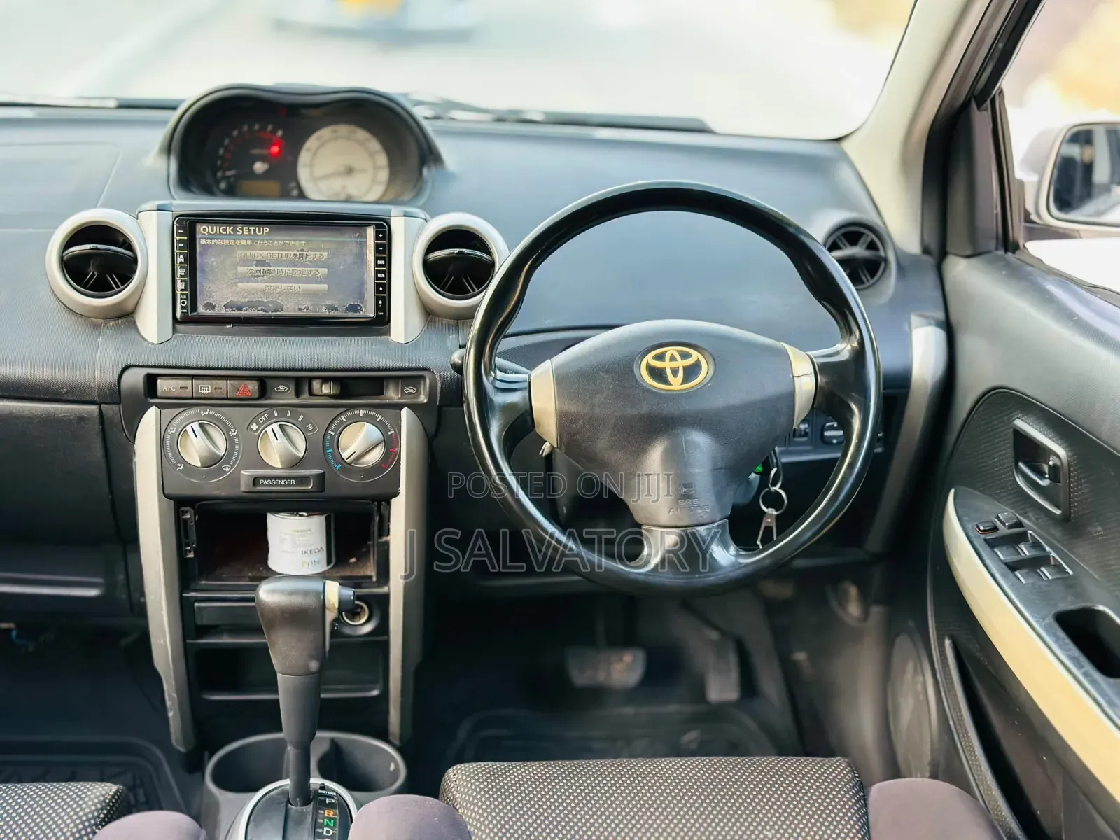 Toyota IST 2003 Gold