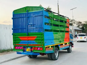 Mitsubish Canter