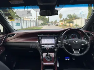 Toyota Harrier 2017 Black