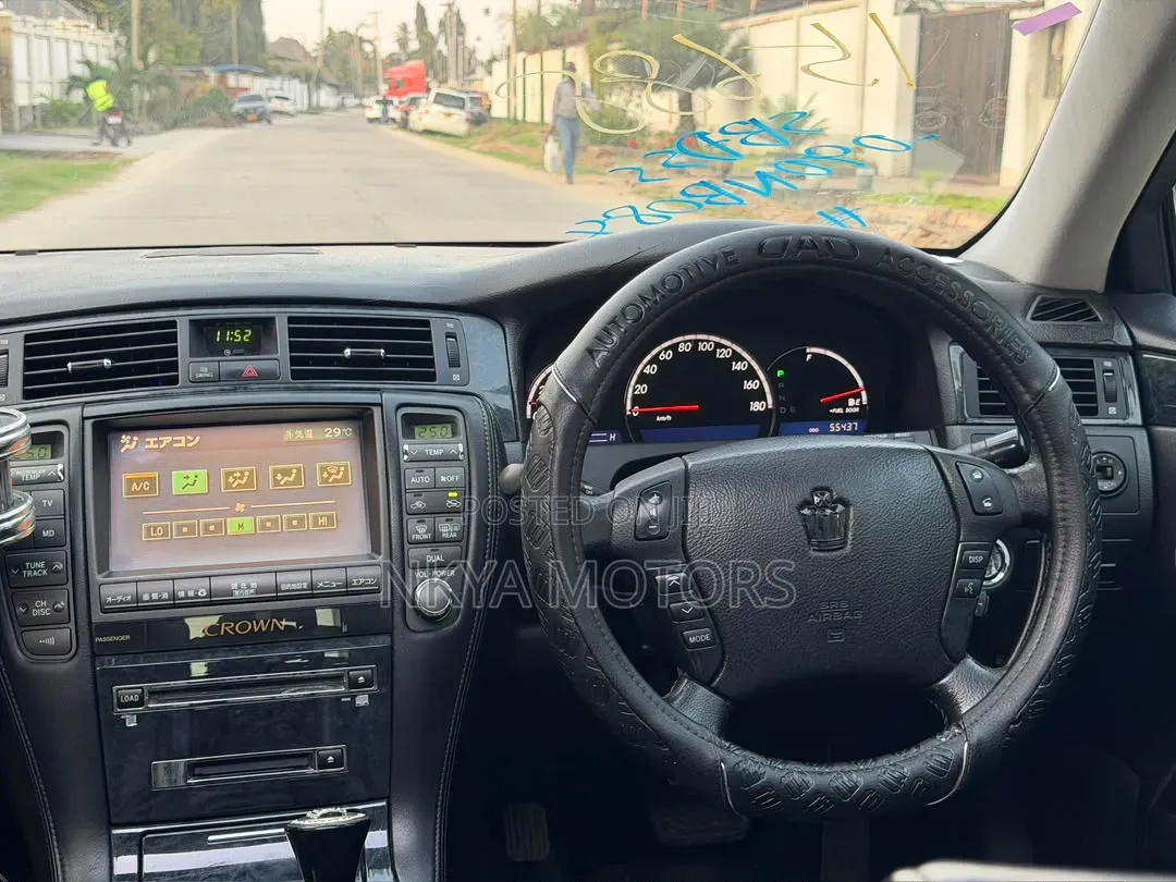 Toyota Crown 2006 Black