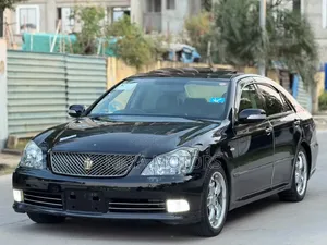 Toyota Crown 2006 Black