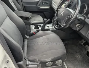 Mitsubishi Pajero 2013 White