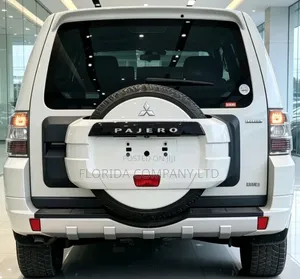 Mitsubishi Pajero 2013 White