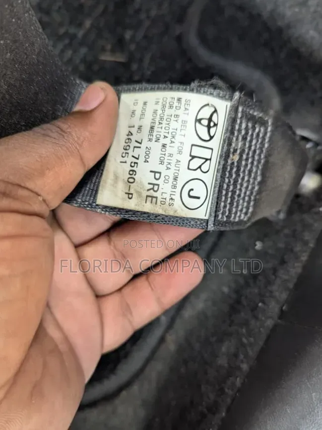Toyota IST 2004