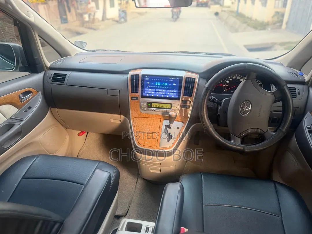 Toyota Alphard 2006 Silver
