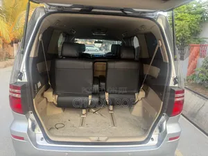 Toyota Alphard 2006 Silver