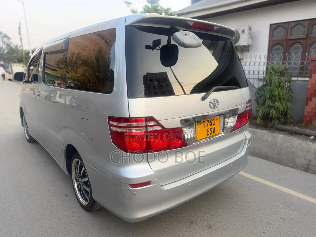 Toyota Alphard 2006 Silver